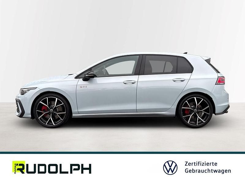 Gebraucht VW Golf VIII GTI 265 PS (194 kW) 2025 Crystal ice blue metallic (blau) Limousine