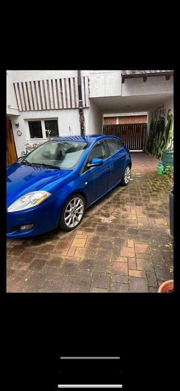 Blau Gebraucht 2009 Fiat Bravo Kleinwagen | 2.750 € (Fairer Preis) - Bild 1/4