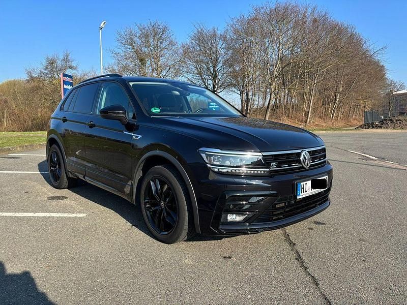 Gebraucht VW Tiguan Style 190 PS (139 kW) 2019 Schwarz SUV