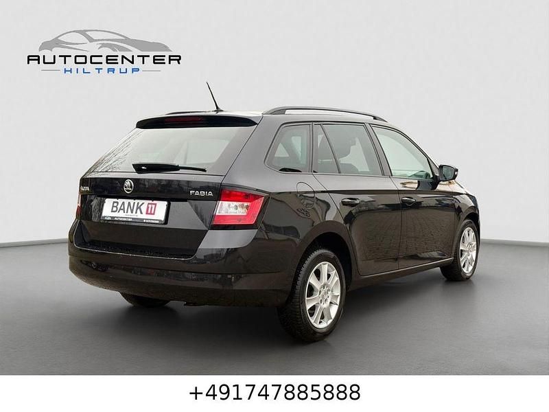 Gebraucht Skoda Fabia Ambition 75 PS (55 kW) 2015 Schwarz Kombi