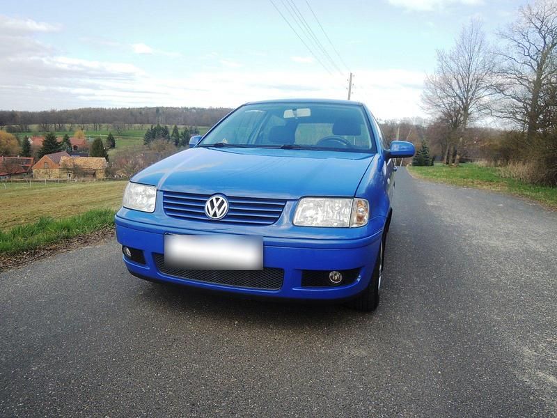 Gebraucht VW Polo 60 PS (44 kW) 2001 Blau Coupé