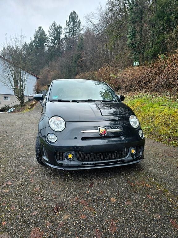 Schwarz Gebraucht 2015 Abarth 595 Custom Kleinwagen | 9.999 € (Superpreis) - Bild 1/4