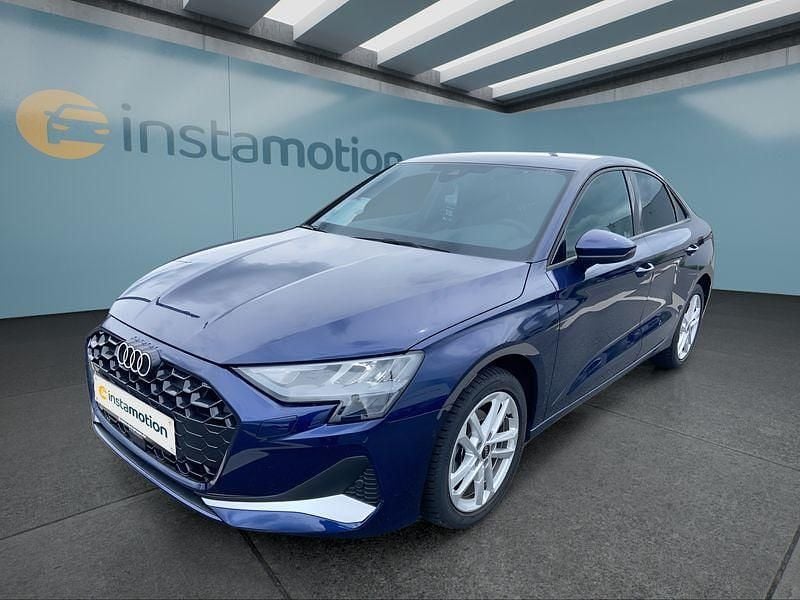 Blau Gebraucht 2024 Audi A3 Advanced Limousine | 32.149 € - Bild 1/4