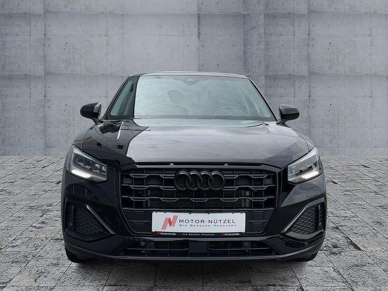 Gebraucht Audi Q2 Advanced Plus 150 PS (110 kW) 2023 Mythosschwarz metallic SUV