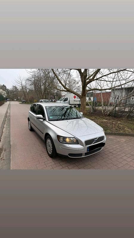 Gebraucht Volvo V50 125 PS (91 kW) 2006 Silber Kombi