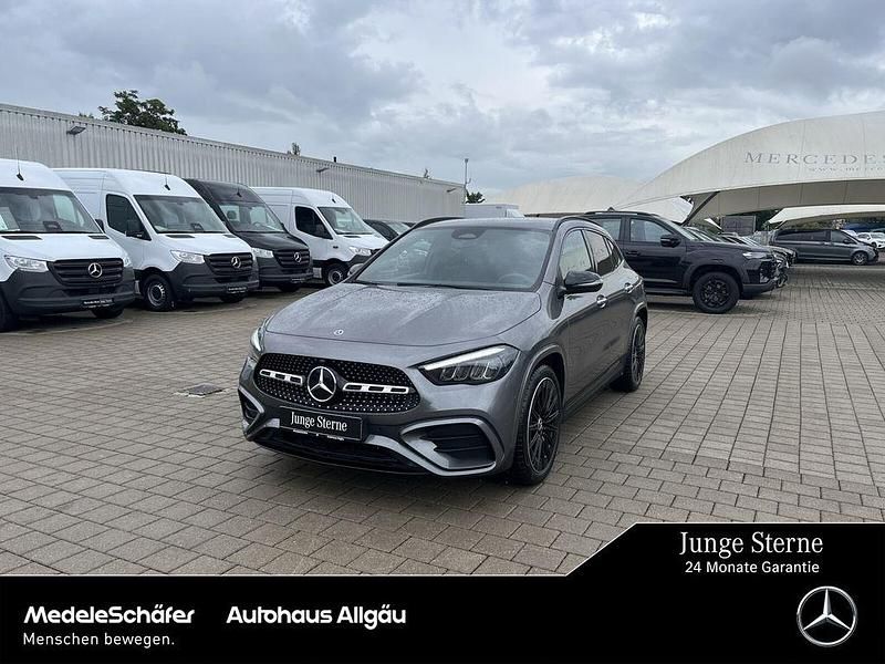 Mountaingrau Gebraucht 2025 Mercedes GLA200 AMG SUV | 42.470 € (Fairer Preis) - Bild 1/4
