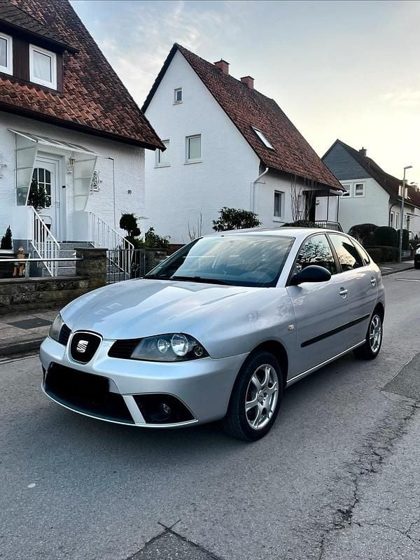 Gebraucht Seat Ibiza 84 PS (61 kW) 2008 Silber Kleinwagen