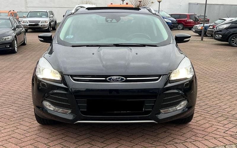 Gebraucht Ford Kuga Titanium 163 PS (119 kW) 2013 Schwarz SUV