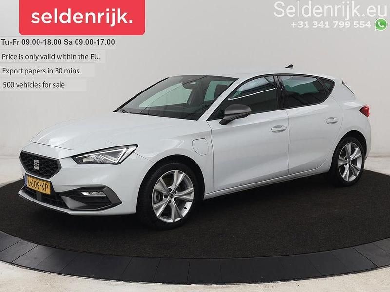 Gebraucht Seat Leon FR 204 PS (150 kW) 2020 Weiß Limousine