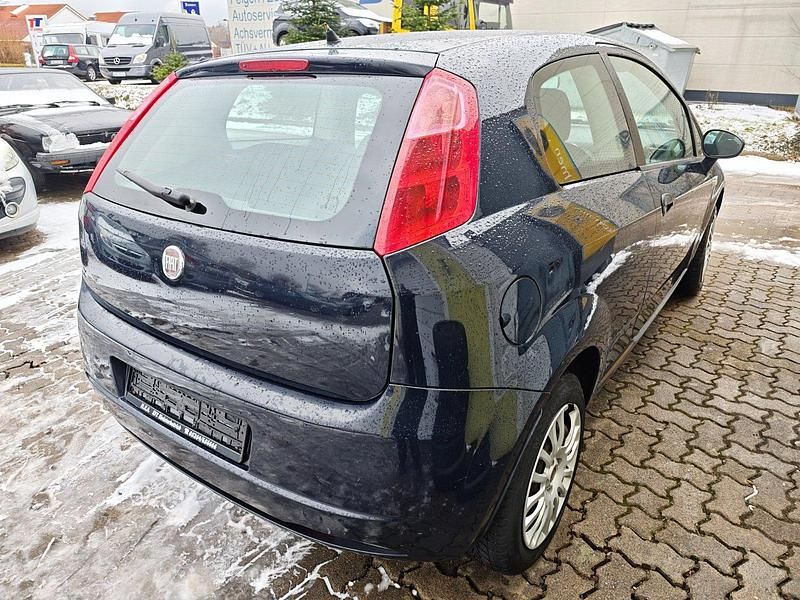 Gebraucht Fiat Punto 65 PS (47 kW) 2009 Blau Kleinwagen