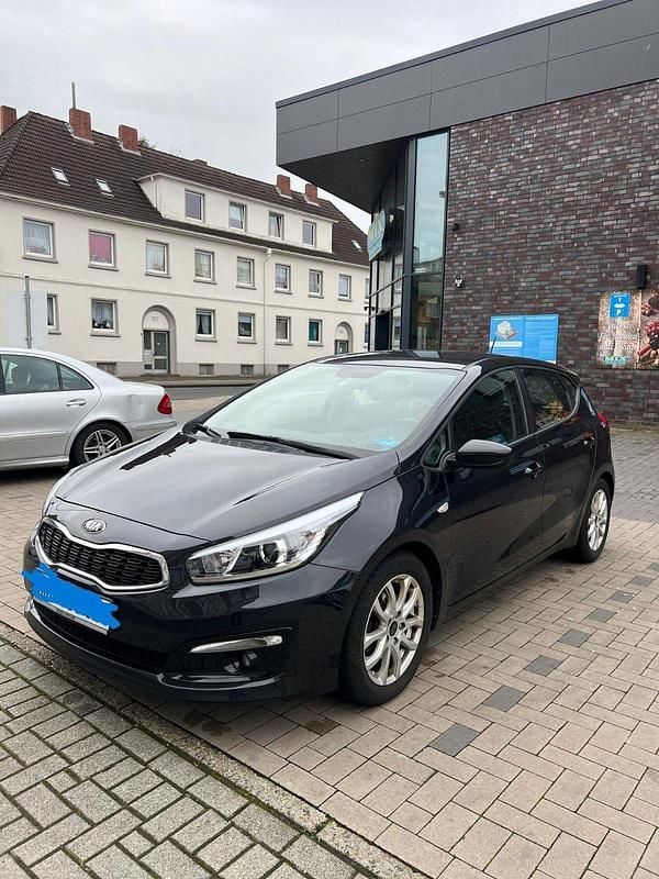 Gebraucht 2017 Kia Ceed GT Limousine | 8.500 € (Fairer Preis) - Bild 1/4