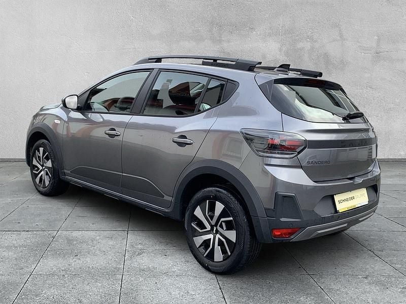 Neu Dacia Sandero Expression 110 PS (80 kW) 2026 Grau Kleinwagen