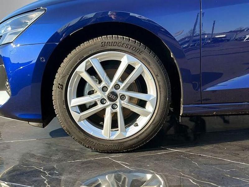 Gebraucht Audi A3 Advanced Plus 150 PS (110 kW) 2025 Blau Limousine