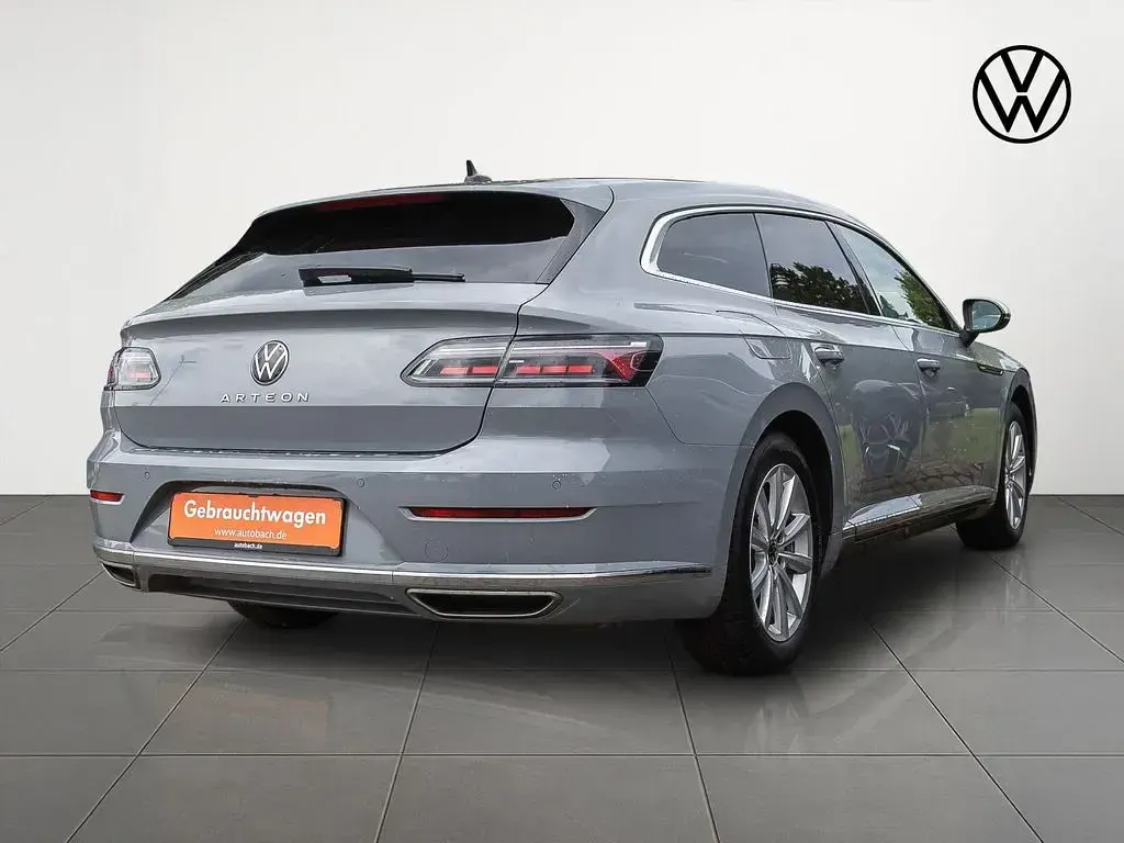 Gebraucht VW Arteon Elegance 190 PS (139 kW) 2023 Mondsteingrau Kombi