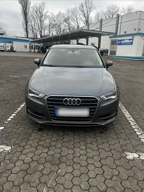Second-hand Audi A3 Ambition 150 CP (110 kW) 2015 Gri Berlinǎ