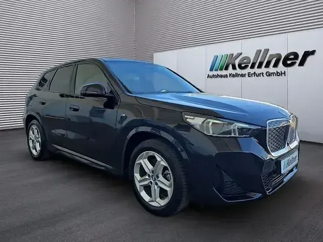 Gebraucht BMW iX1 Performance 279 kW (380 PS) 2024 Schwarz SUV