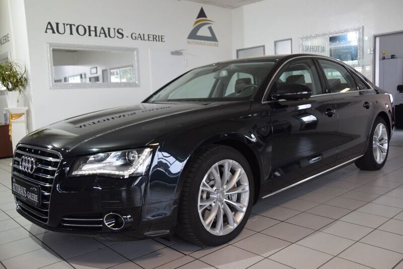 Schwarz Gebraucht 2010 Audi A8 Sport Limousine | 21.999 € (Fairer Preis) - Bild 1/4