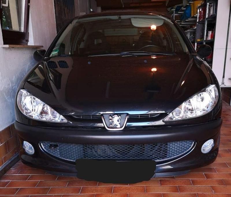 Schwarz Gebraucht 2006 Peugeot 206 Filou Limousine | 3.500 € (Teuer) - Bild 1/4