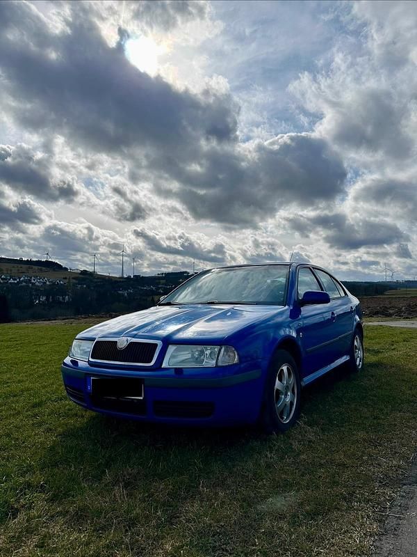 Gebraucht Skoda Octavia 150 PS (110 kW) 2001 Blau Limousine