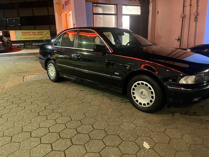 Gebraucht BMW 520 150 PS (110 kW) 1999 Limousine