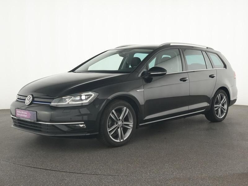 Schwarz Gebraucht 2020 VW Golf VIII Highline Kombi | 19.445 € (Fairer Preis) - Bild 1/4