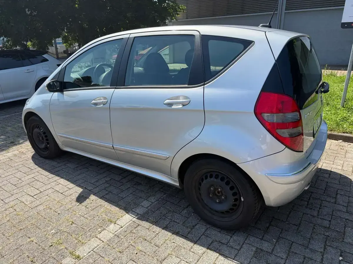 Gebraucht Mercedes A150 Avantgarde 95 PS (69 kW) 2008 Silber Limousine