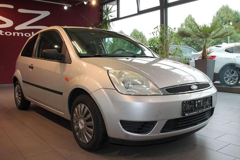 Silber Gebraucht 2005 Ford Fiesta Viva X Kleinwagen | 2.200 € (Fairer Preis) - Bild 1/4