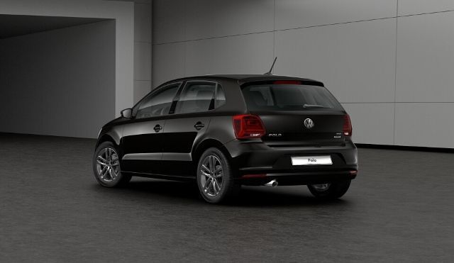 Gebraucht VW Polo Allstar 90 PS (66 kW) 2016 Schwarz metallic Kleinwagen