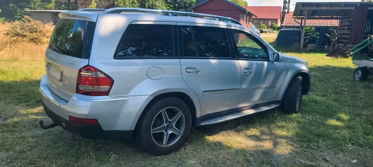 Gebraucht Mercedes GL320 224 PS (164 kW) 2008 Silber SUV