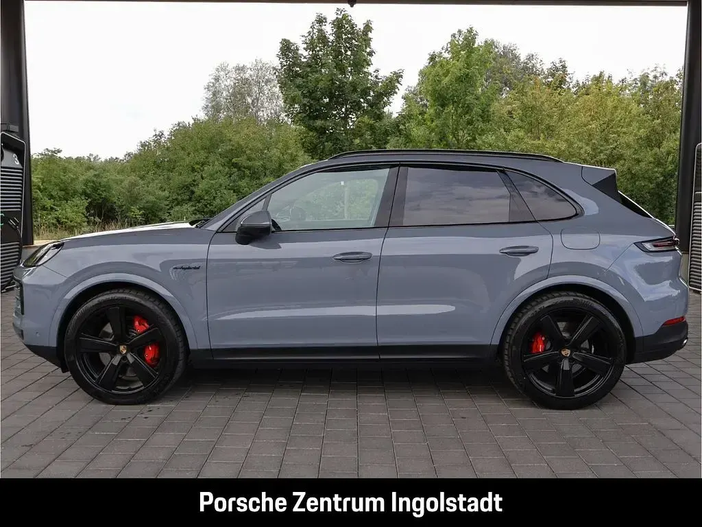 Gebraucht Porsche Cayenne S E-Hybrid 519 PS (381 kW) 2025 Grau SUV