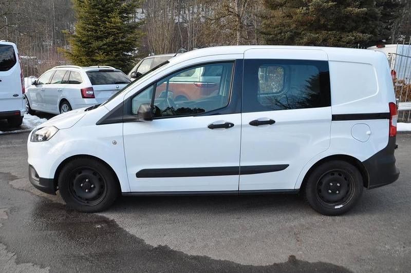 Gebraucht Ford Transit Trend 75 PS (55 kW) 2021 Weiß Van / Kleinbus