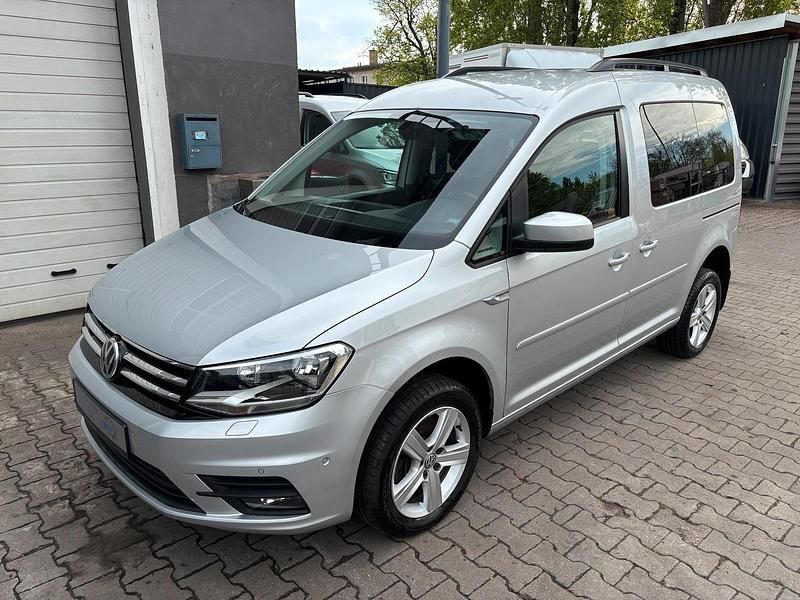 Silber Gebraucht 2016 VW Caddy Comfortline Van / Kleinbus | 14.900 € (Fairer Preis) - Bild 1/4