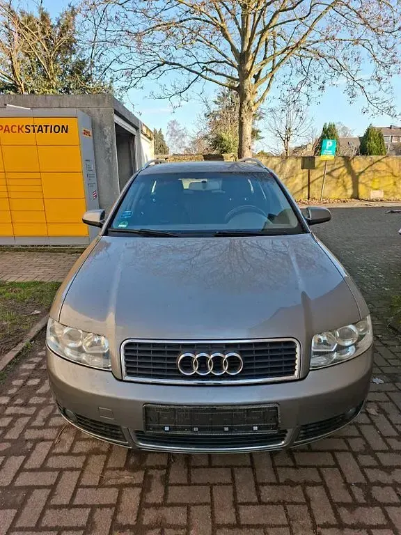 Gebraucht Audi A4 131 PS (96 kW) 2003 Grau Kombi