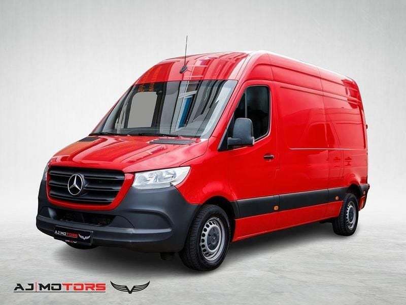 Rot Gebraucht 2021 Mercedes Sprinter Van | 20.990 € (Superpreis) - Bild 1/4
