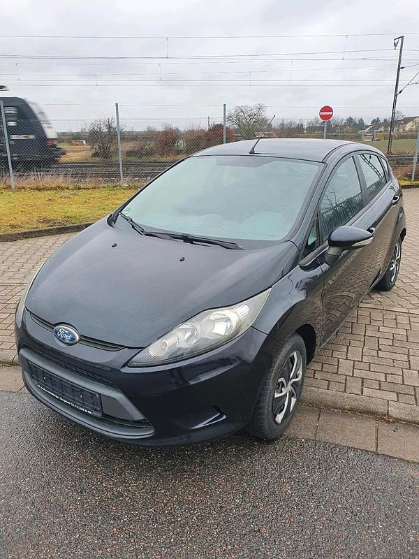 Gebraucht Ford Fiesta 82 PS (60 kW) 2010 Schwarz Kleinwagen