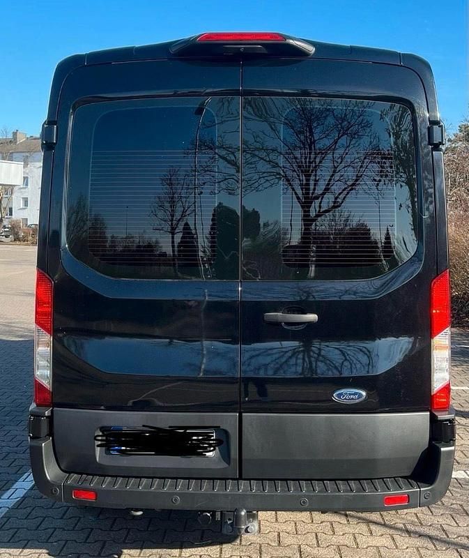 Gebraucht Ford Transit 135 PS (99 kW) 2020 Schwarz Van / Kleinbus