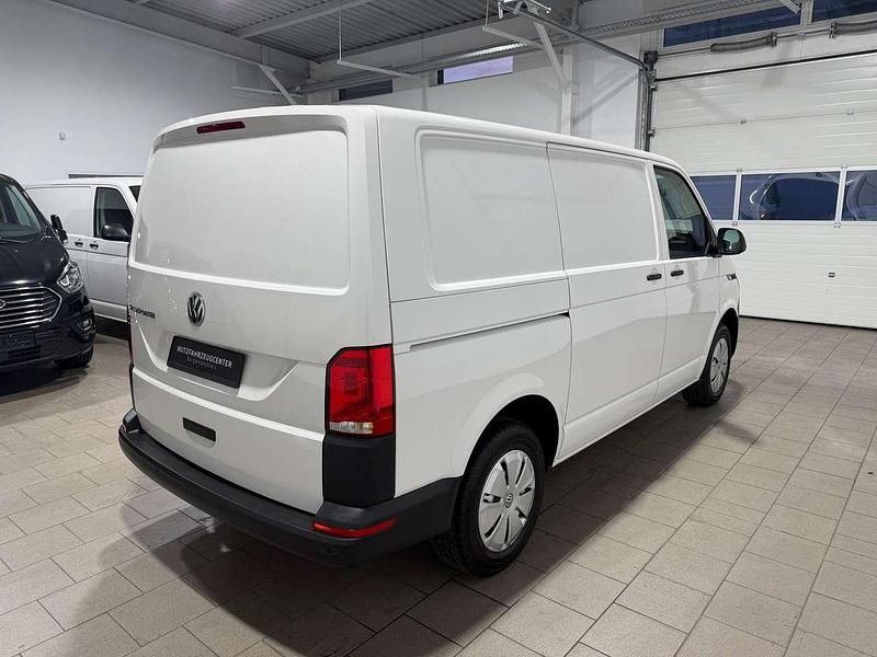 Gebraucht VW Transporter 150 PS (110 kW) 2024 Candy weiß Van