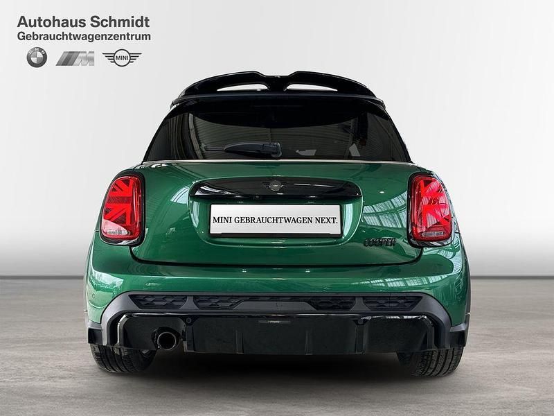 Gebraucht Mini Cooper Hatch 136 PS (100 kW) 2022 British racing green (metallic) Kleinwagen