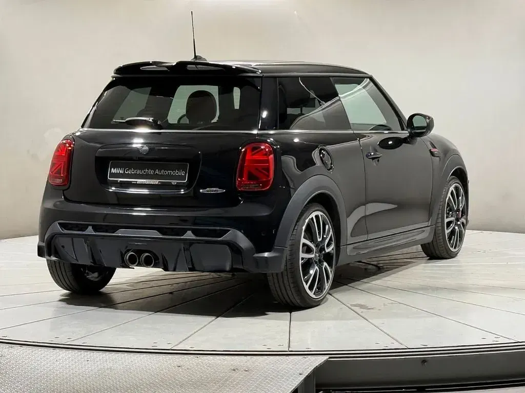 Gebraucht Mini John Cooper Works 231 PS (169 kW) 2021 Schwarz Kleinwagen