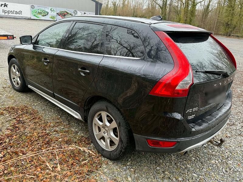 Gebraucht Volvo XC60 Summum 163 PS (119 kW) 2010 Schwarz SUV