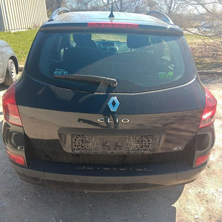 Brugt Renault Clio IV Expression 75 HK (55 kW) 2012 Sort Sedan