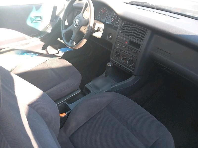 Gebraucht Audi 80 90 PS (66 kW) 1992 Grün Limousine