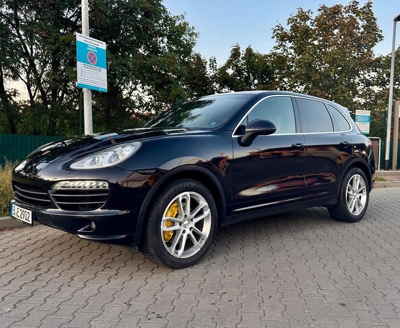 Schwarz Gebraucht 2011 Porsche Cayenne SUV | 13.950 € (Superpreis) - Bild 1/4