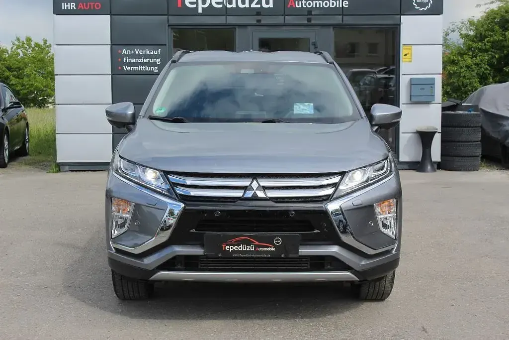 Używany Mitsubishi Eclipse Cross Edition 163 KM (119 kW) 2018 Szary SUV