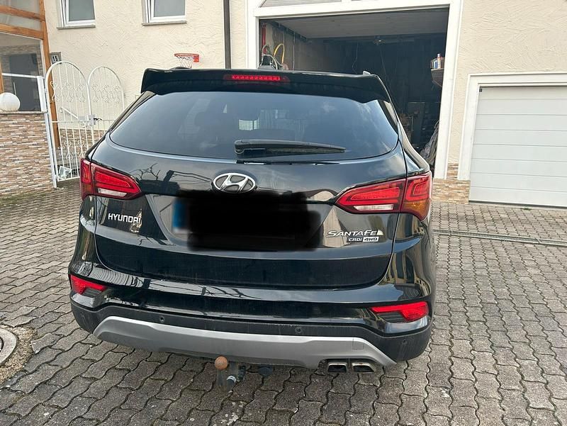 Gebraucht Hyundai Santa Fe 200 PS (147 kW) 2017 Schwarz SUV