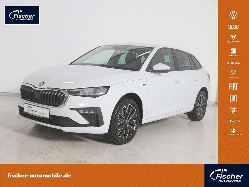 Weiss Gebraucht 2025 Skoda Scala Selection Kleinwagen | 23.980 € (Fairer Preis) - Bild 1/4