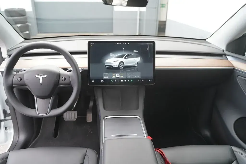 Brugt Tesla Model Y Long Range AWD 378 kW (514 HK) 2023 Hvid SUV