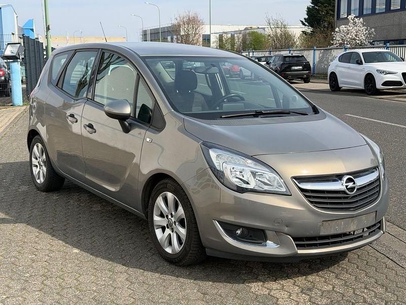 Gebraucht Opel Meriva Edition 110 PS (80 kW) 2014 Braun Van / Kleinbus