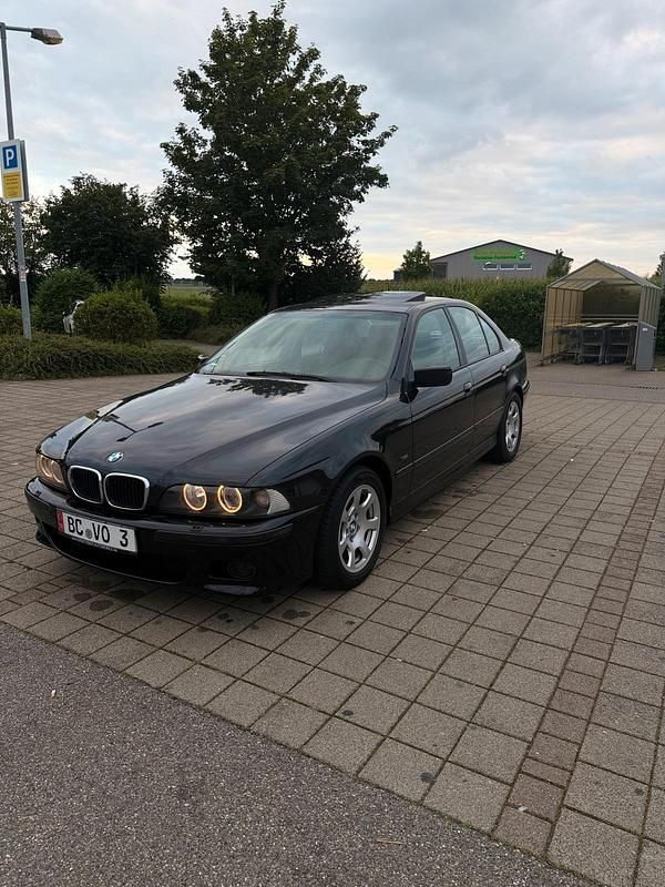 Schwarz Gebraucht 1997 BMW 520 M Sport Limousine | 2.500 € (Fairer Preis) - Bild 1/4