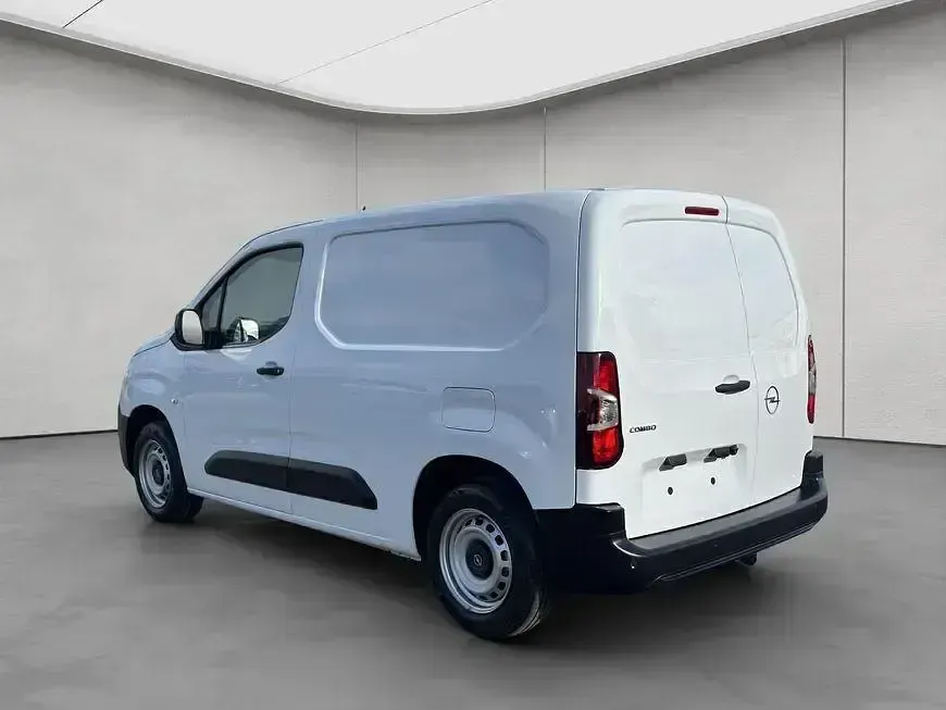 Neu Opel Combo 110 PS (80 kW) 2026 Weiß Van / Kleinbus